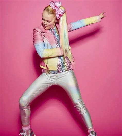 jojo sexy pics|7,060 Jojo Siwa Photos & High Res Pictures